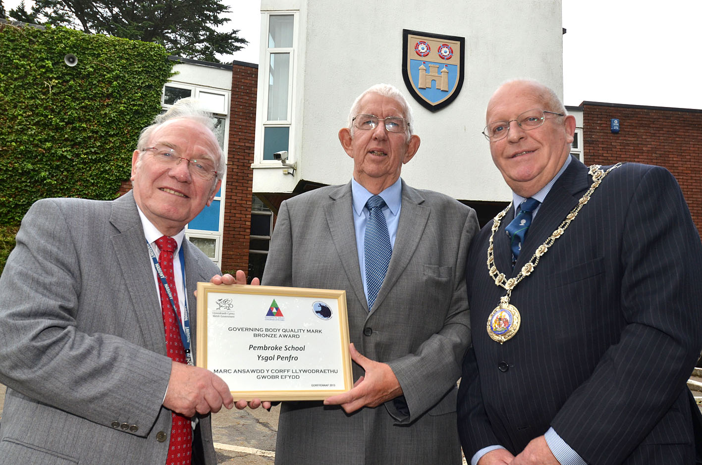 Governors Show Their Quality The Pembrokeshire Herald