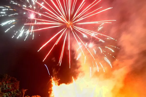 Excitement ignites with spectacular bonfire and fireworks night at Broad Haven beach 