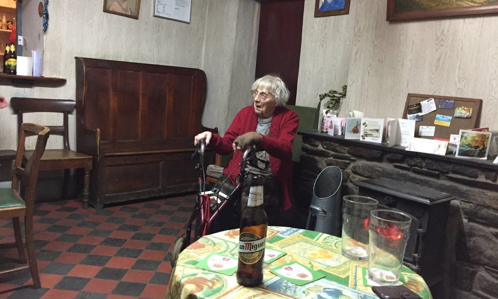 In Memoriam: Bessie Davies – The Heart and Soul of the Dyffryn Arms 